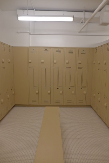 Asphalt Green lower level locker room