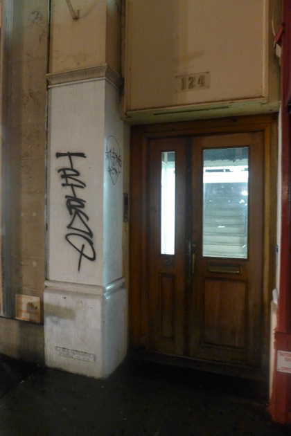 triraq graffiti on Chambers