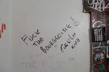 Bushwick Robertas mens room graffiti
