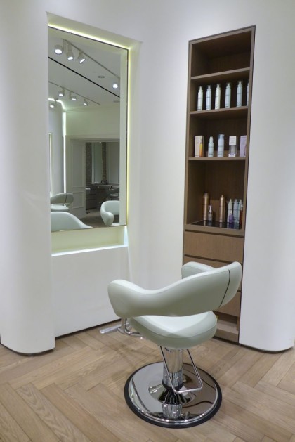 Nexxus salon chair