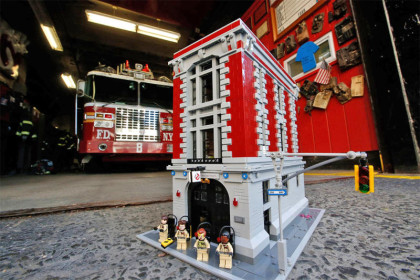 Hook and Ladder No 8 firehouse Ghostbusters Lego set2 courtesy Lego