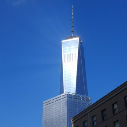 1 World Trade Center light show