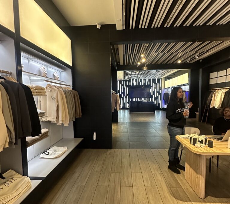 Tribeca Citizen | Seen & Heard: Openings and closings at the malls